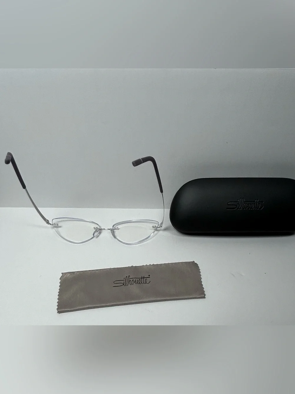 Silhouette Rimless Cat Eye Frames in Lavender and Silver 5529 70 4000 17-135